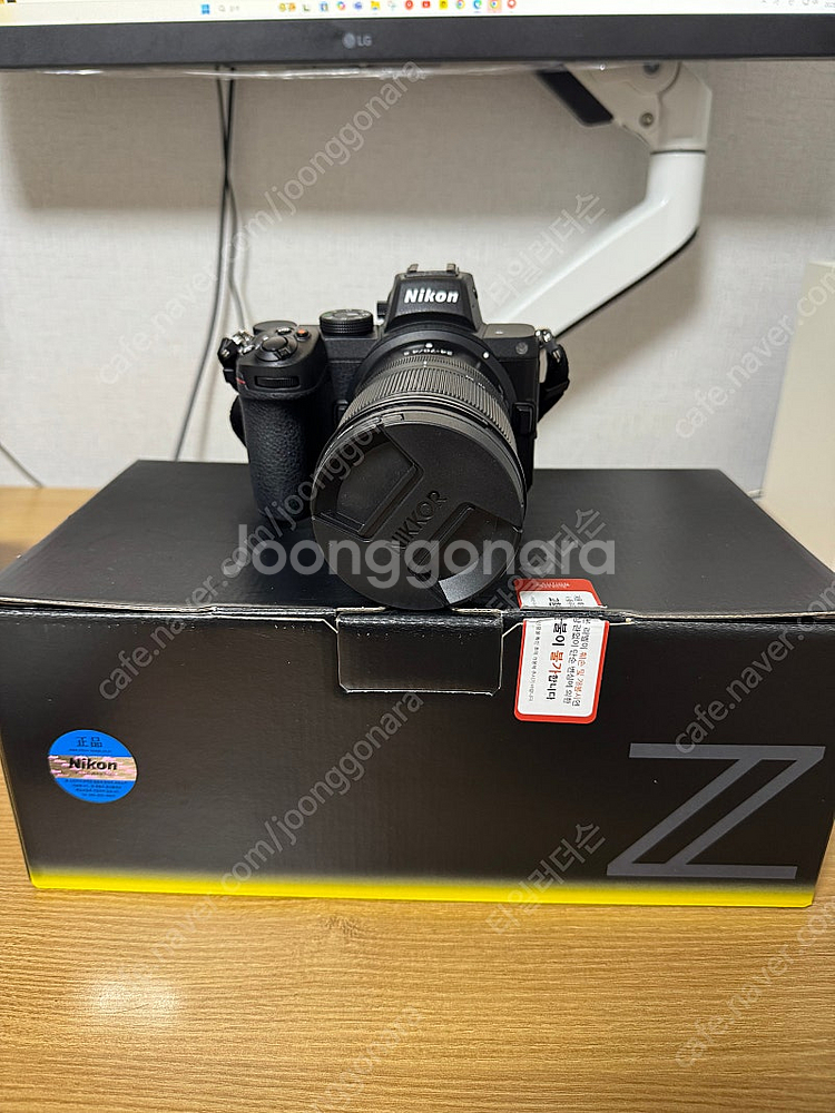 니콘 미러리스 Z5 렌즈 24-70/4 kit 팝니다--0
