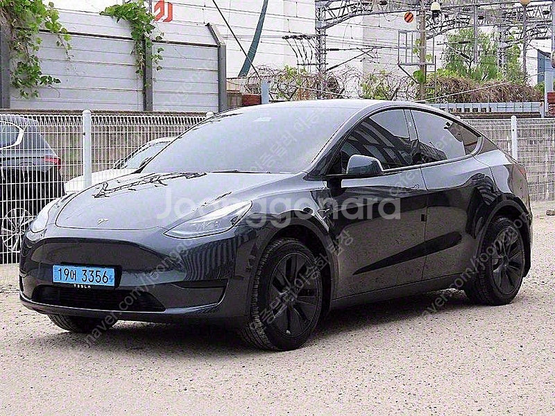 3,430 km 테슬라 모델Y 중고 테슬라 중고 RWD...--7