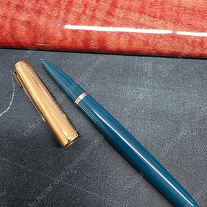 파카 51 롤골드캡 틸블루 빈티지 만년필 14k m닙 (Parker 51 M nib)