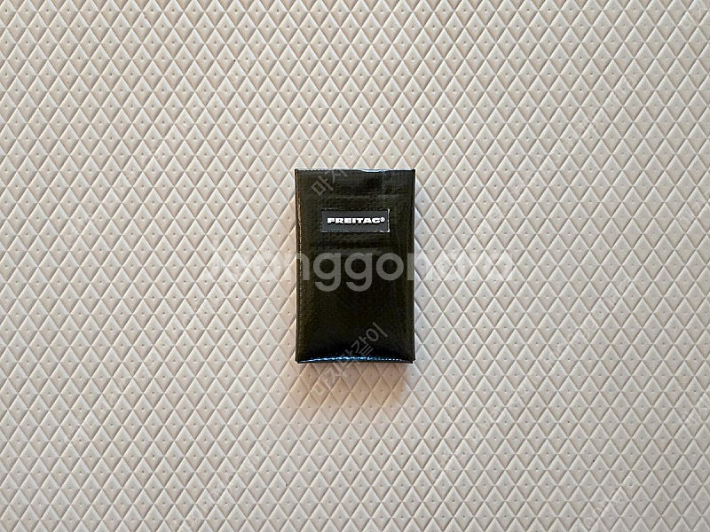 프라이탁 무크지 (FREITAG / Included in W30 Black Book) *초희귀 올블랙 (올검) | ...--0