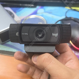 로지텍 웹캠 C920 팝니다.