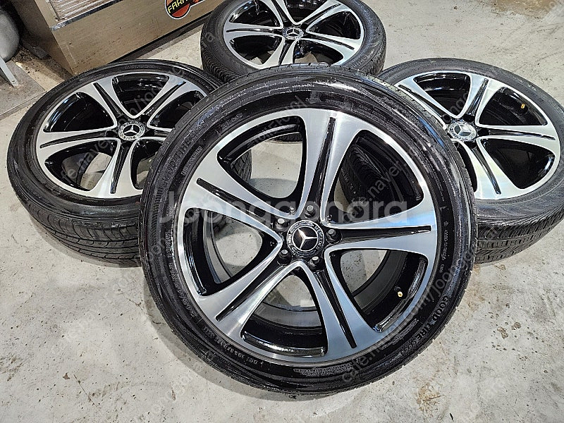 (판매) w213 벤츠e클래스 18인치 휠타이어 판매합...--7