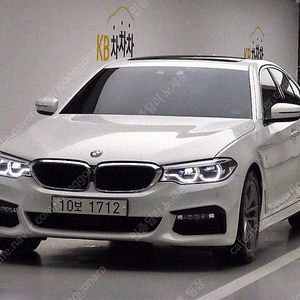 BMW 5시리즈 중고 BMW 530i 중고 2018년식 58,336km 530i 럭셔리 플러스 자동차 살 때 궁금한~