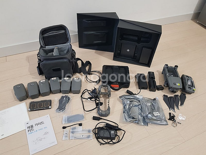 DJI 매빅 2 프로 + 여러 악세서리 판매합니다--1