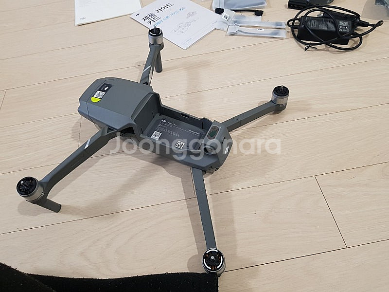 DJI 매빅 2 프로 + 여러 악세서리 판매합니다--4