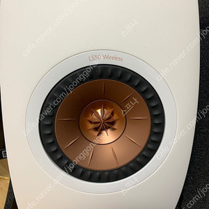 kef ls50 wireless 1 화이트 팝니다