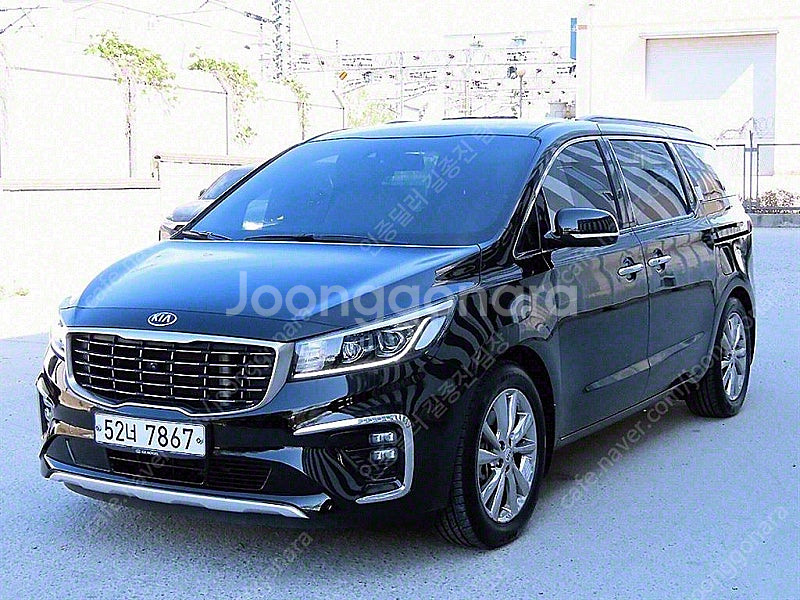 더뉴 카니발 중고 가격 중고 카니발 검정색 2019년식...--3