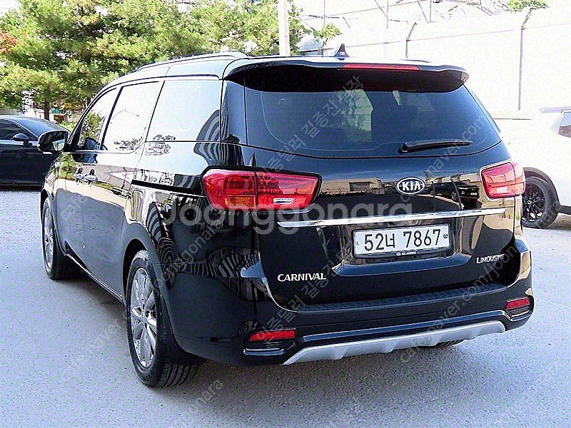 더뉴 카니발 중고 가격 중고 카니발 검정색 2019년식...--4