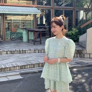 바이씨니 제작의류 5가지 급처합니다^^