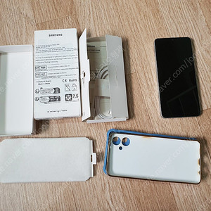 새제품 갤럭시 a06 글로벌판 4gb / 128gb