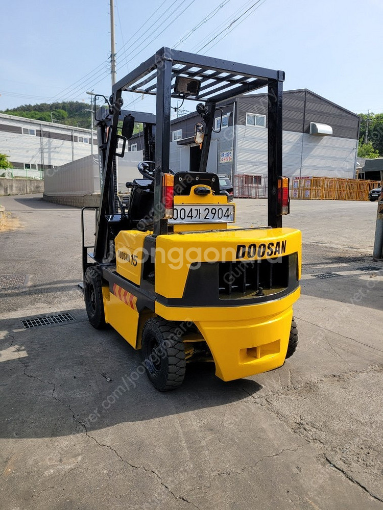 두산D15S 중고지게차--6