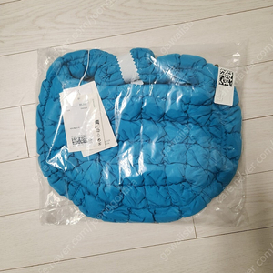 새상품 코스 퀼티드 미니백