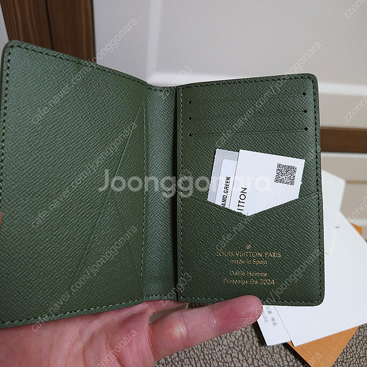루이비통카드지갑 퍼렐 오거나이저 한정판 새상품 보증서정...--3
