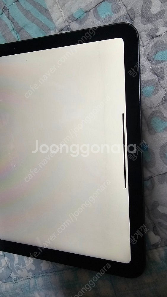 아이패드 에어5 M1 64G 팝니다.--4