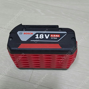 보쉬 리튬이온 배터리 18V 5.0Ah 팝니다