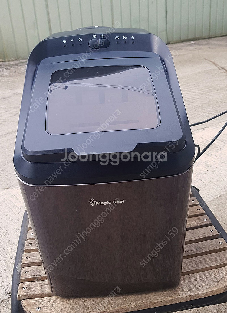 한번 정도 작동해보고 모셔둔 대용량 15kg 제빙기--0