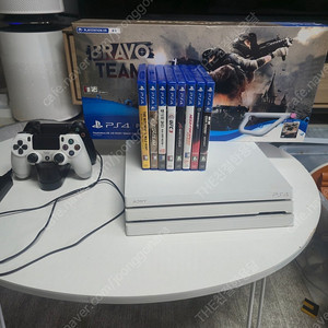 PS4 PRO 풀세트 싸게 정리 합니다