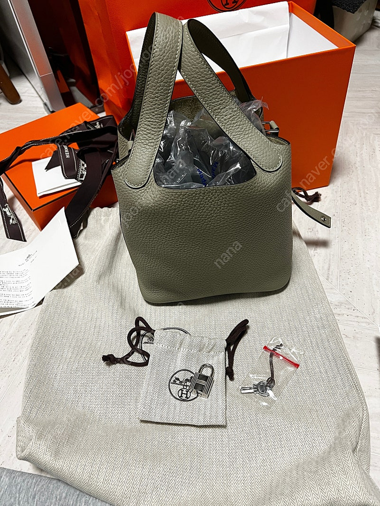 에르메스 피코탄 18 소지 은장 이미지