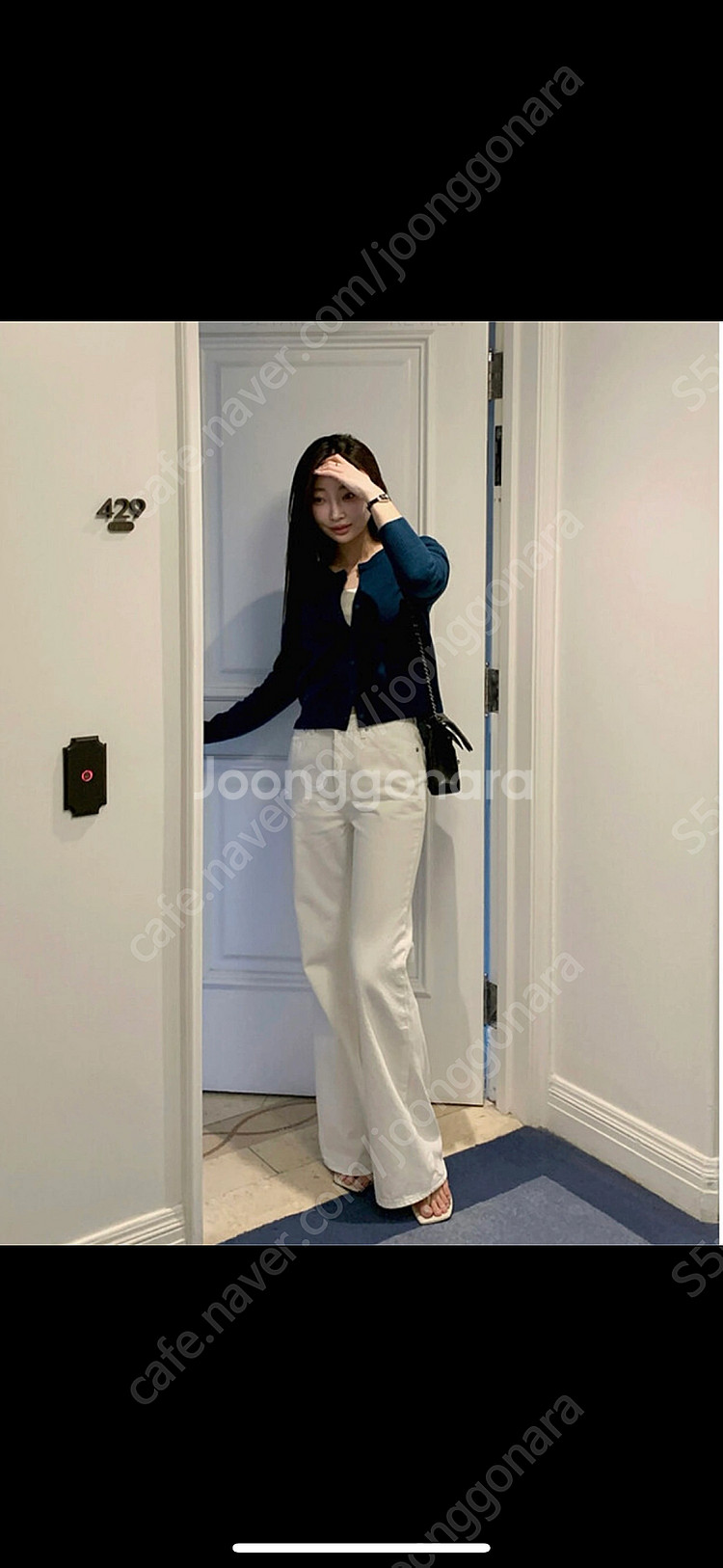 브론 울림 세미 와이드 화이트 숏 xs--0