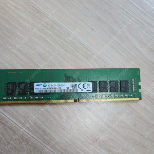 ddr4 16gb 2133p 1개 팝니다. ( 배송비 포함)