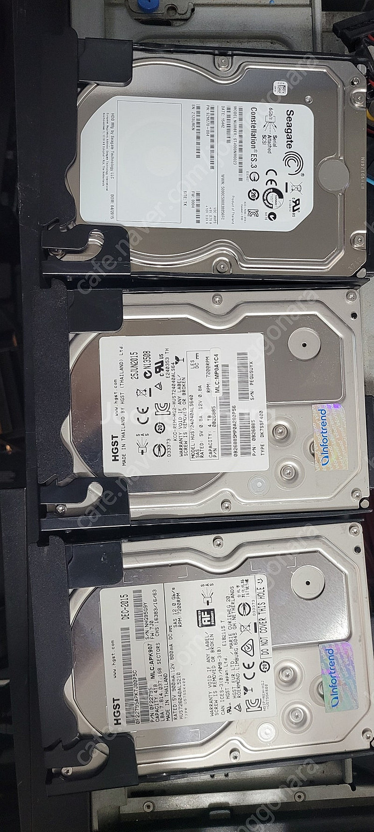 sas hdd 4tb 입니다.--0