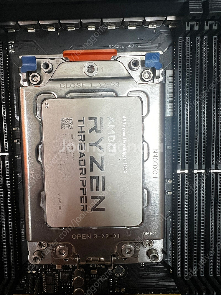 AMD 스레드리퍼 3960x 24코어 48쓰레드 ASU...--1