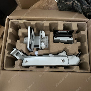 어고트론 HX 화이트 모니터 암