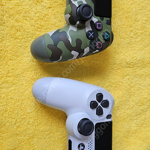 PS4 PRO 7218B 세트 판매(업자아님)