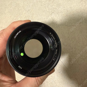 마포 올림푸스 75mm F1.8 팝니다.