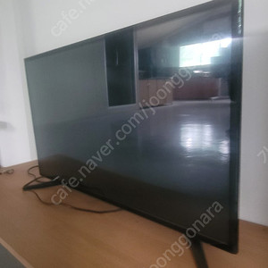 각종 PC모니터(24인치), 중고TV(32인치~55인치), 65인치터치모니터, 84인치모니터, 이동형스탠드, 각종브라켓