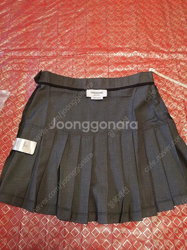 톰브라운 스커트 그레이 금색단추 1사이즈(66)--2