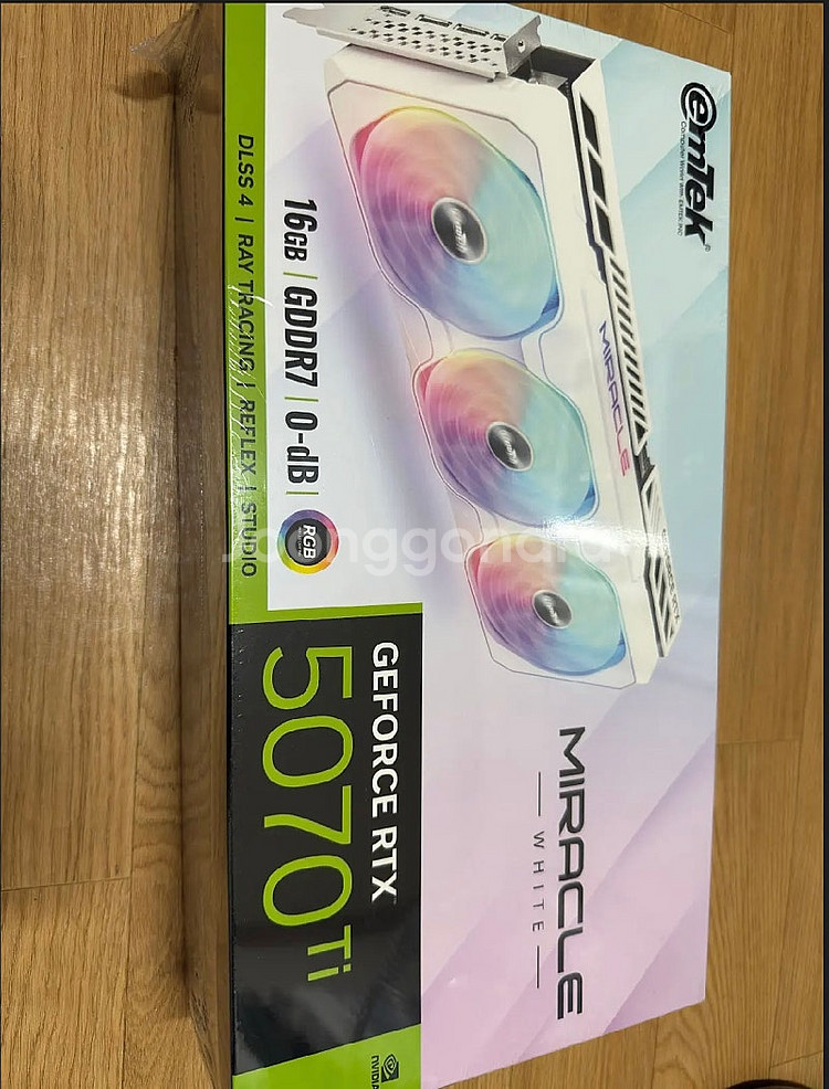 [미개봉]지포스 RTX5070ti 화이트 팝니다--0