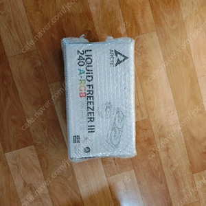 ARCTIC Liquid Freezer III 리퀴드 프리저 3 240 A-RGB 서린 (화이트) 수냉쿨러