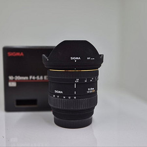 시그마 10-20 F4-5.6, 시그마 24-60 F2.8, 18-55 SAM 쌈번들 모두 소니 A마운트 입니다
