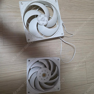 쿨링팬 TL-B12W, Arctic P14 PWM 판매합니다