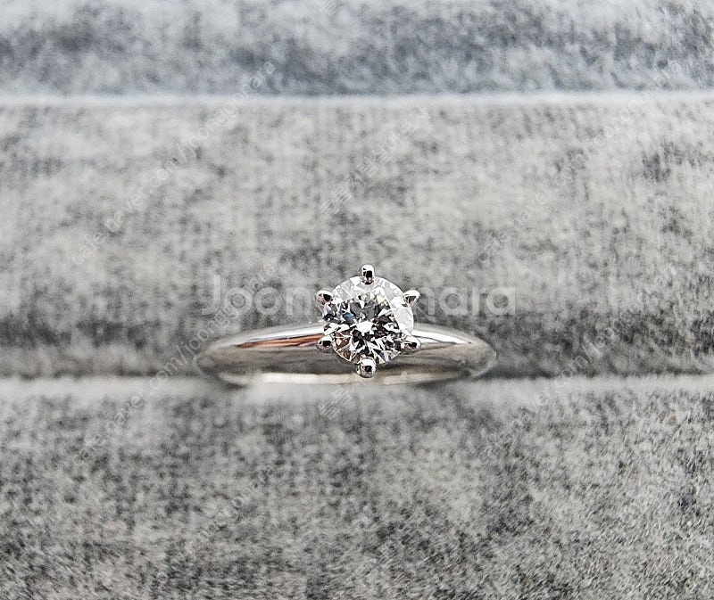 (정품)티파니앤코 6발 프롱세팅 웨딩링 0.25ct 8...--6