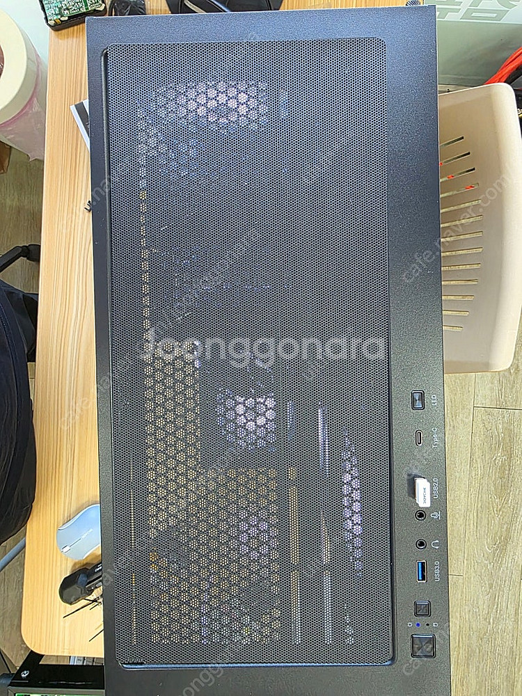 라이젠7 5700x 컴퓨터 본체--2