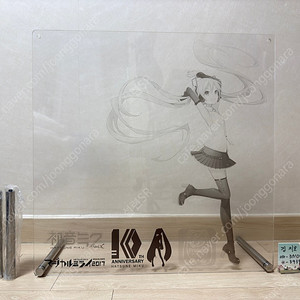 하츠네미쿠 프린팅 아크릴 패널 (56x56cm, 4T) 팝니다.