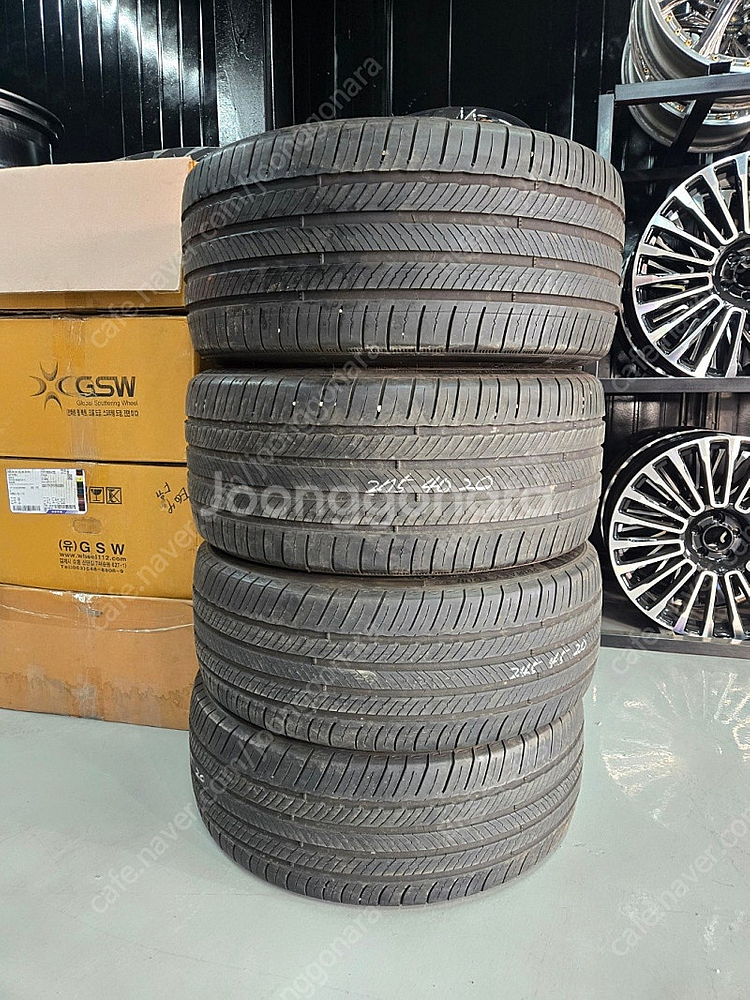 중고타이어 245/45r20 275/40r20 판매합니...--0