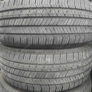 중고타이어 205/55r17 판매합니다. 205 55 17 한국타이어 다이나프로 hl3