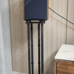 JBL 4305P 액티브스피커와 스탠드 판매합니다.