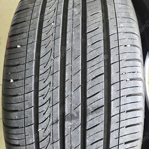 중고타이어 245/40R19 / 245 40 19 금호 마제스티 2개