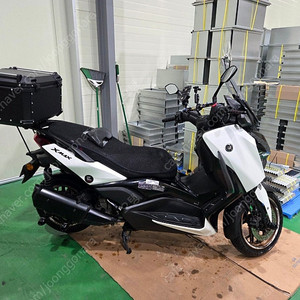 XMAX 24년식 27000km