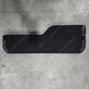 디스커버리4 테일게이트 트림