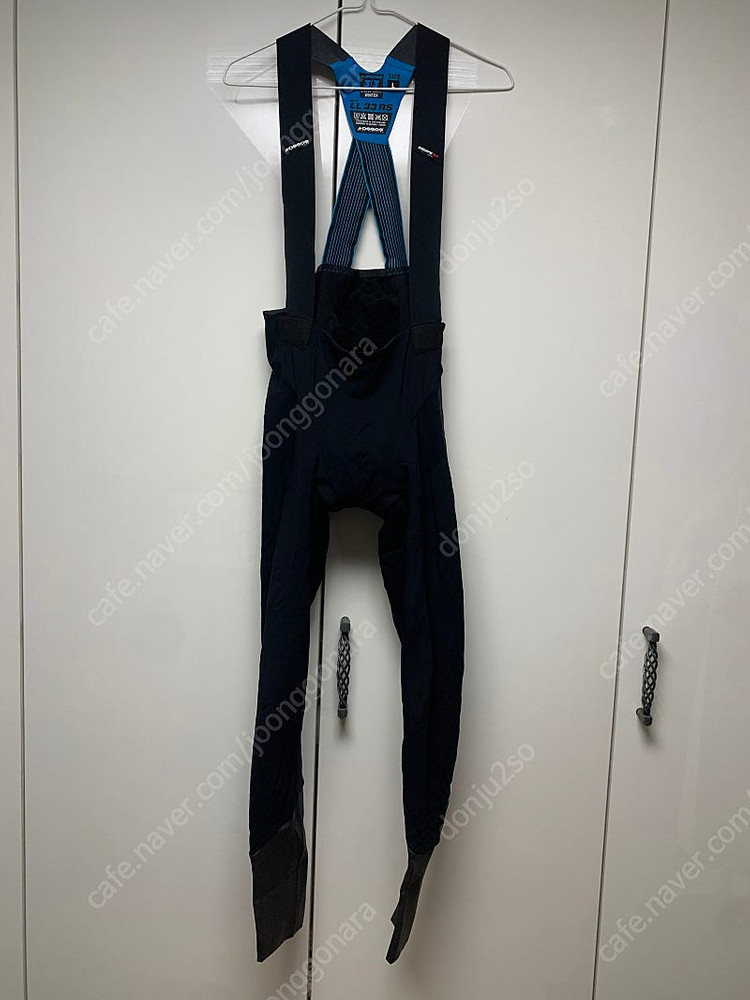 아소스 져지 및 빕숏 이미지