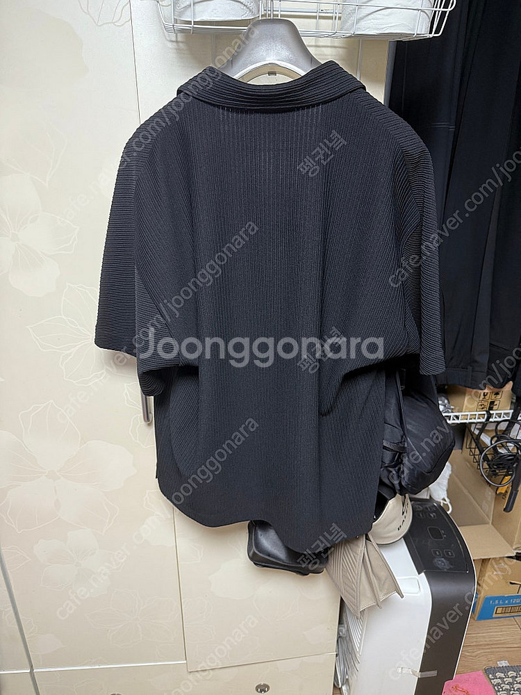 타임옴므 플리츠 오픈 칼라 하프 셔츠--1