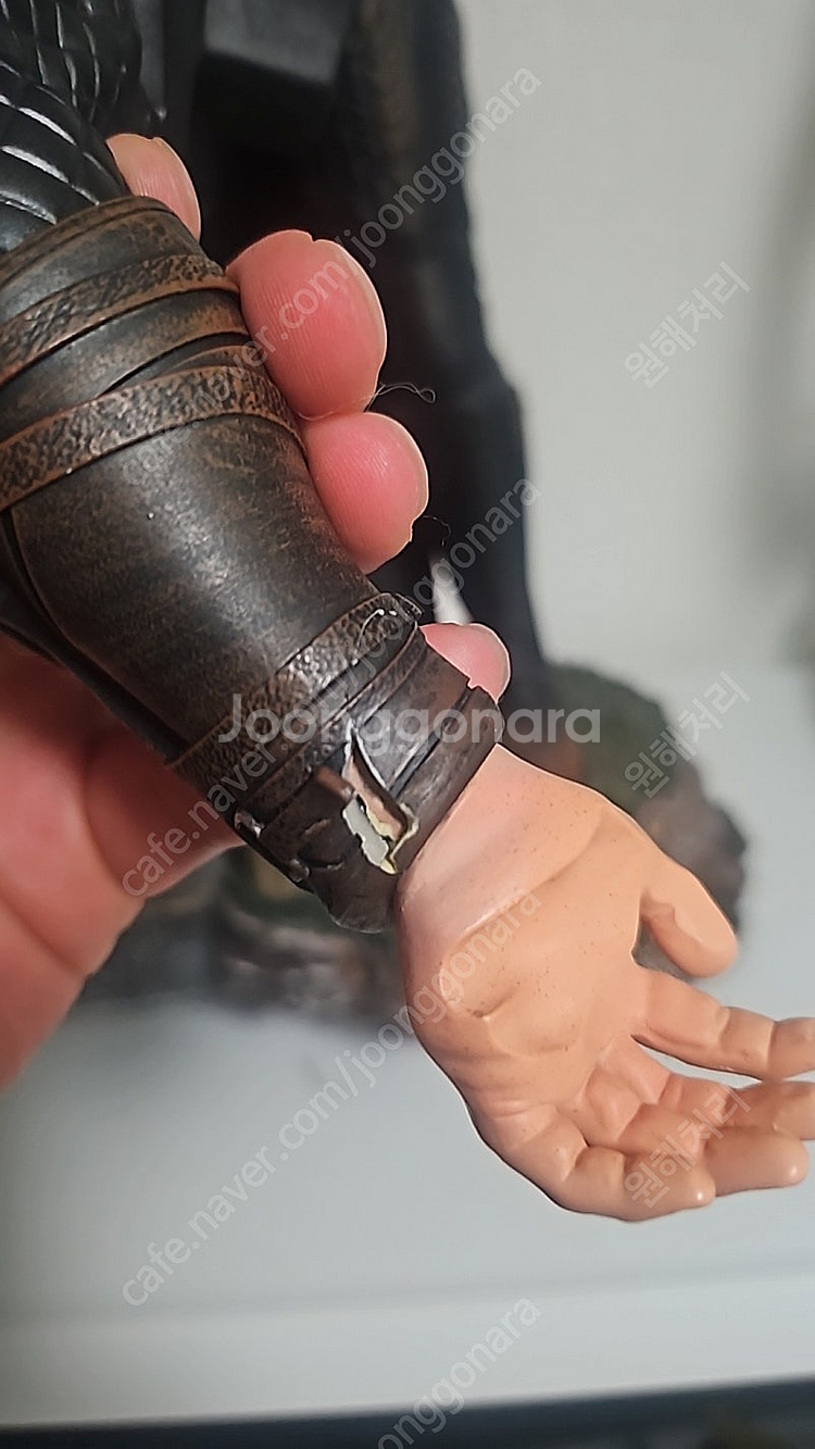 아이언스튜디오 엔드게임 쿼터 팝니다.--2