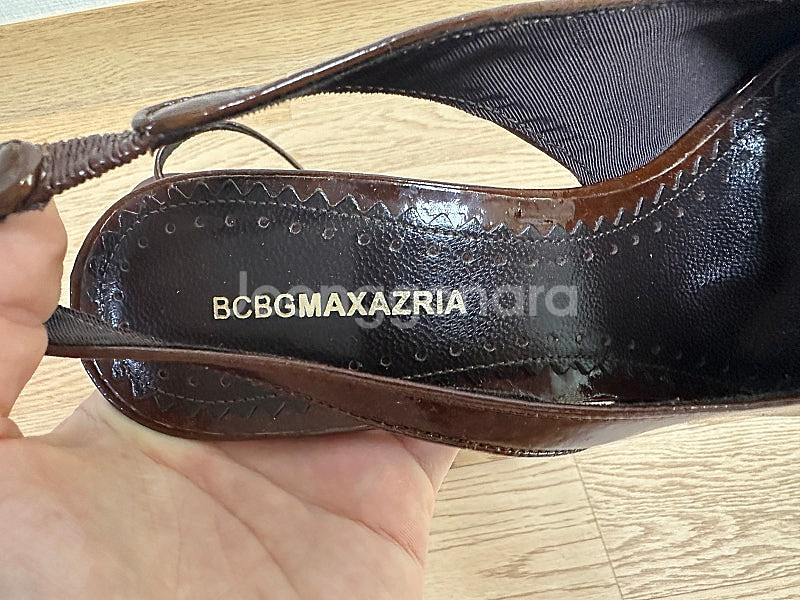 BCBGMAXAZRIA 슬링백 펌프스--2
