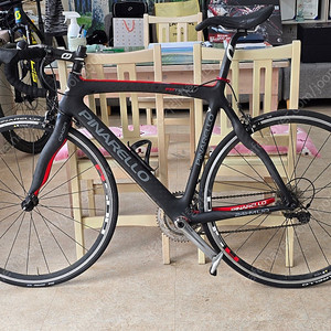 피나렐로 FP TEAM 판매합니다. 싸이즈 490