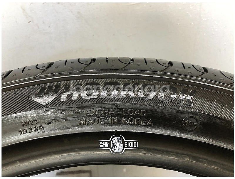 중고타이어 한국타이어 벤투스 V2AS 215/55R17...--2